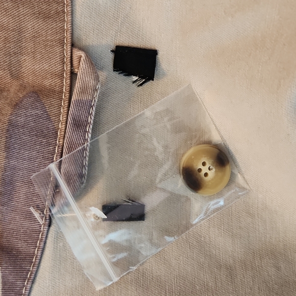 Forever 21 Camo Shacket Jacket - Picture 8 of 10